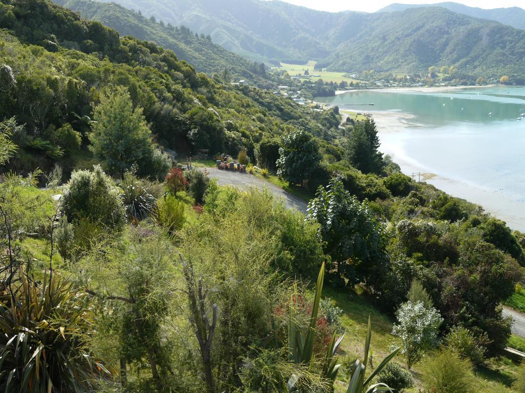 Okiwa Bay Lodge Picton Buitenkant foto