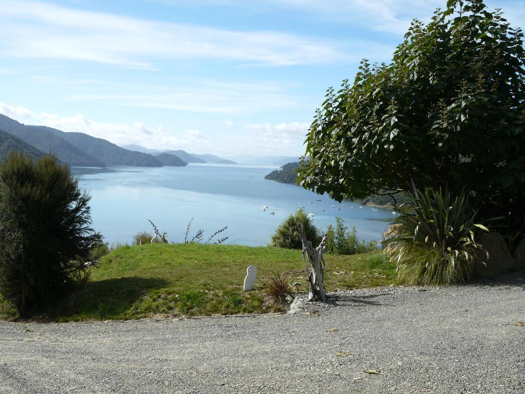 Okiwa Bay Lodge Picton Buitenkant foto